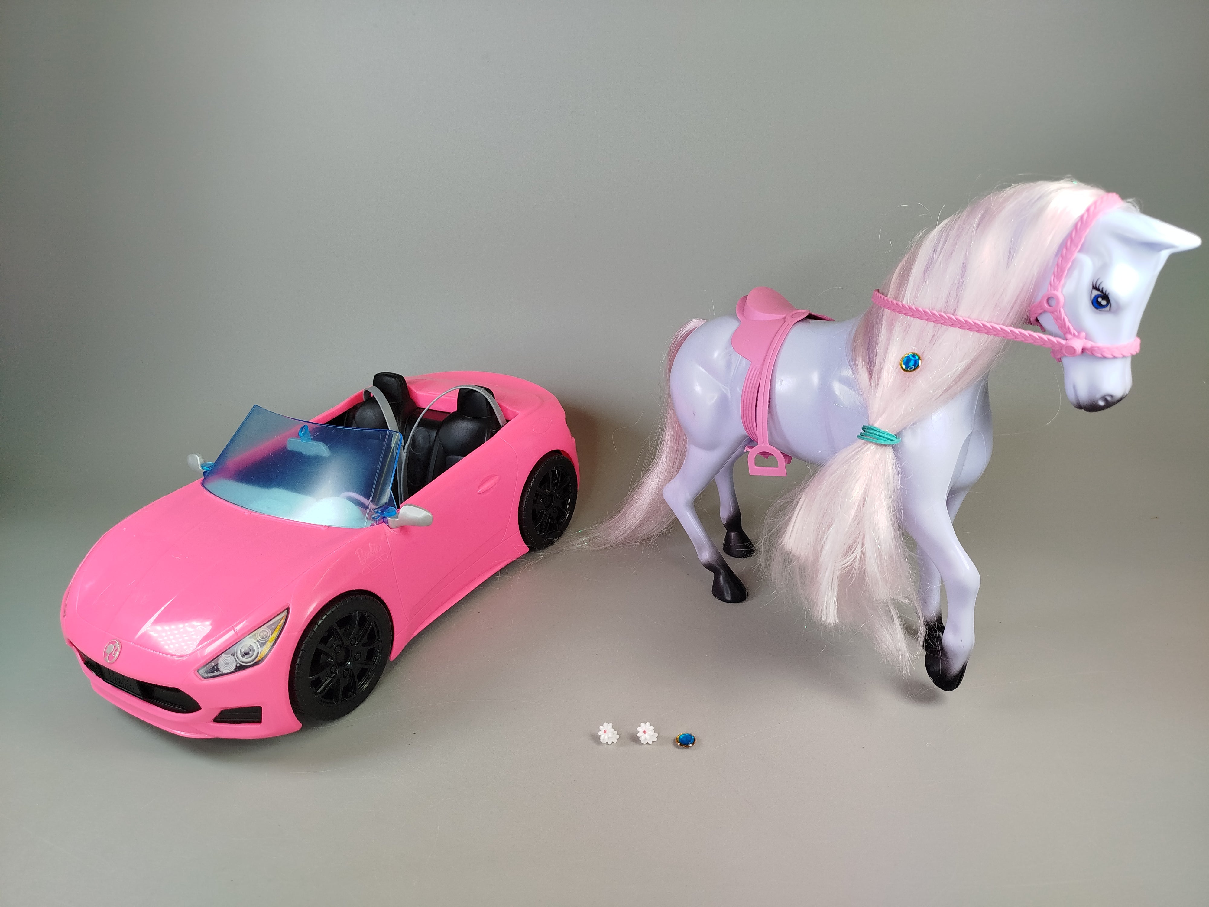 Spielzeugse - Barbie Cabrio & KiK Pferd